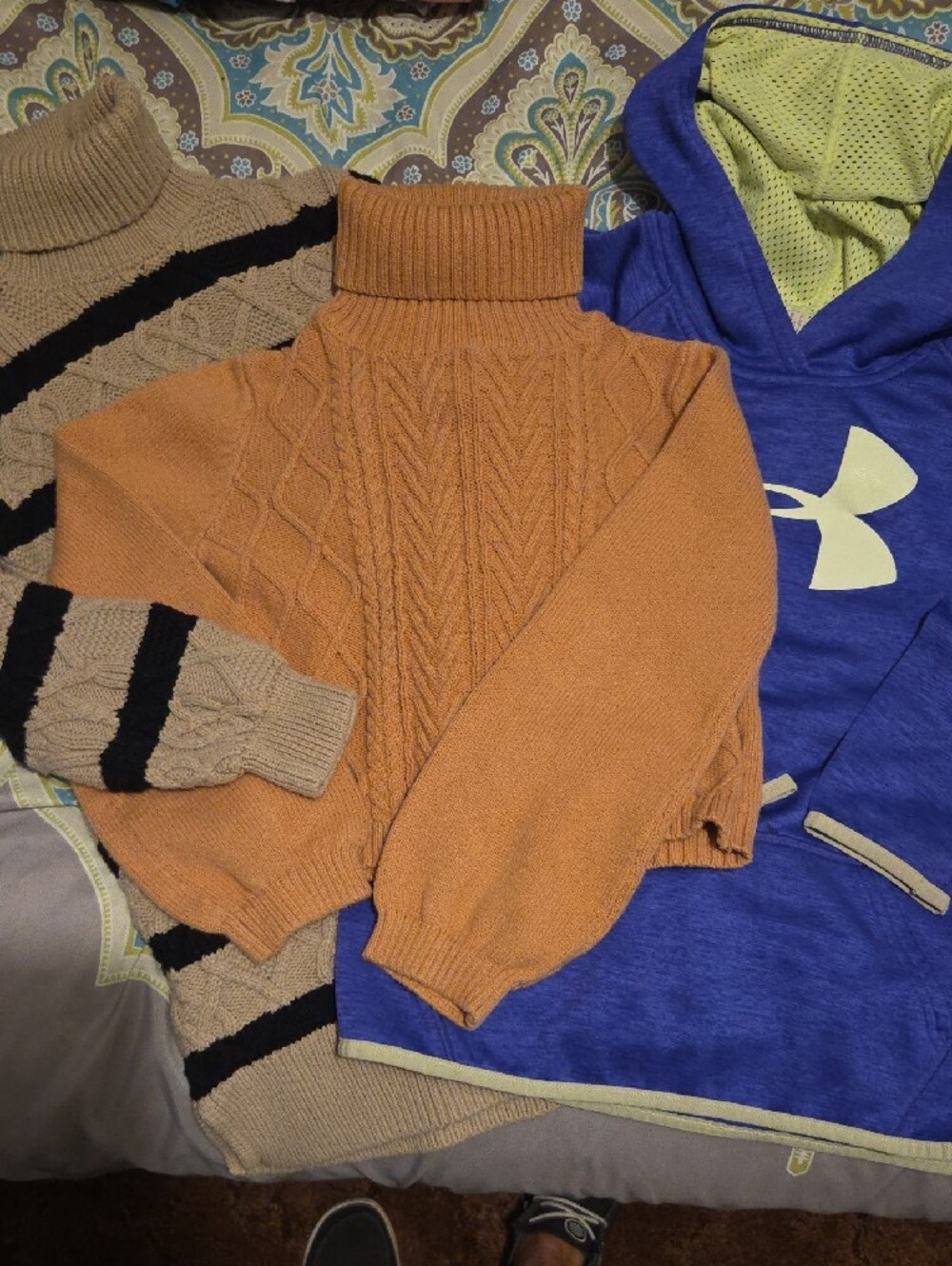 Sweaters And Under Armour Kids' Hoodie Bundle